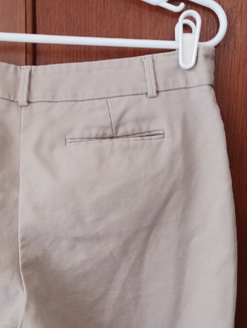 Apt. 9 Women's Khaki Bermuda Shorts - Picture 10 of 16